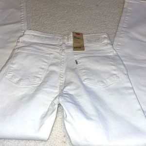 White Levi skinny jeans